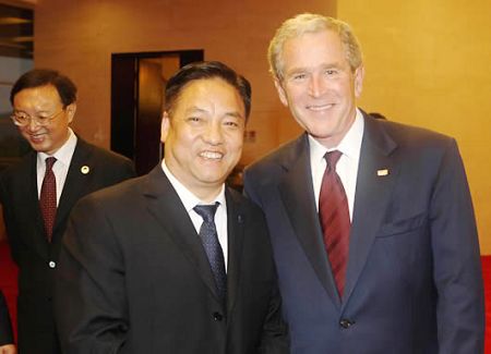 布什會見人民電器集團董事長鄭元豹